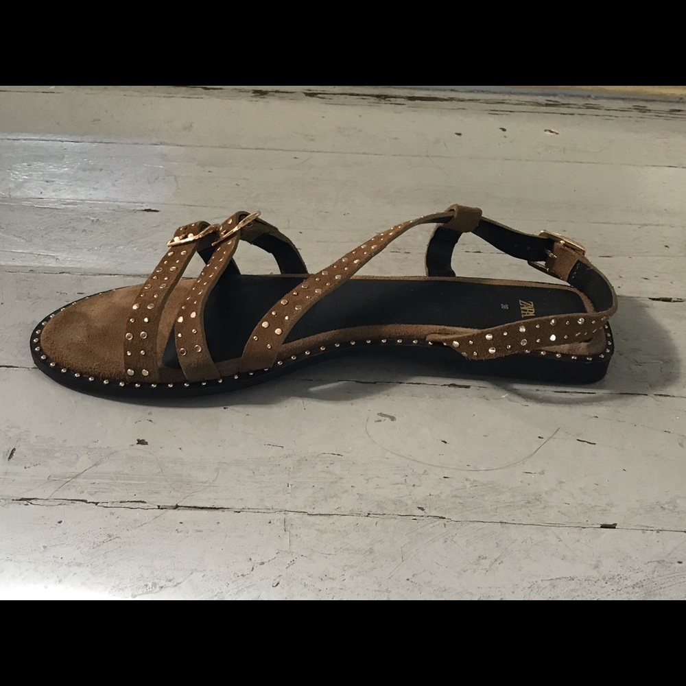 Zara Brown Suede Studded Buckle Flat Sandals - Picture 4 of 5